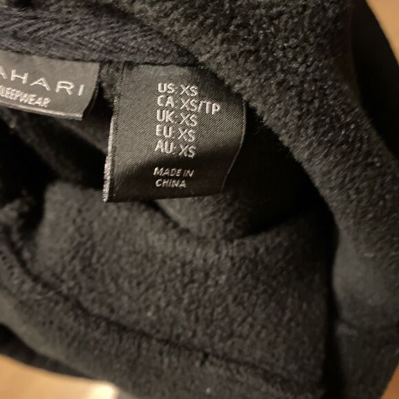 Tahari Sleepwear Sweatshirt Oversized Cozy Plush Cowl  Neck Drawstring XS - Picture 6 of 6